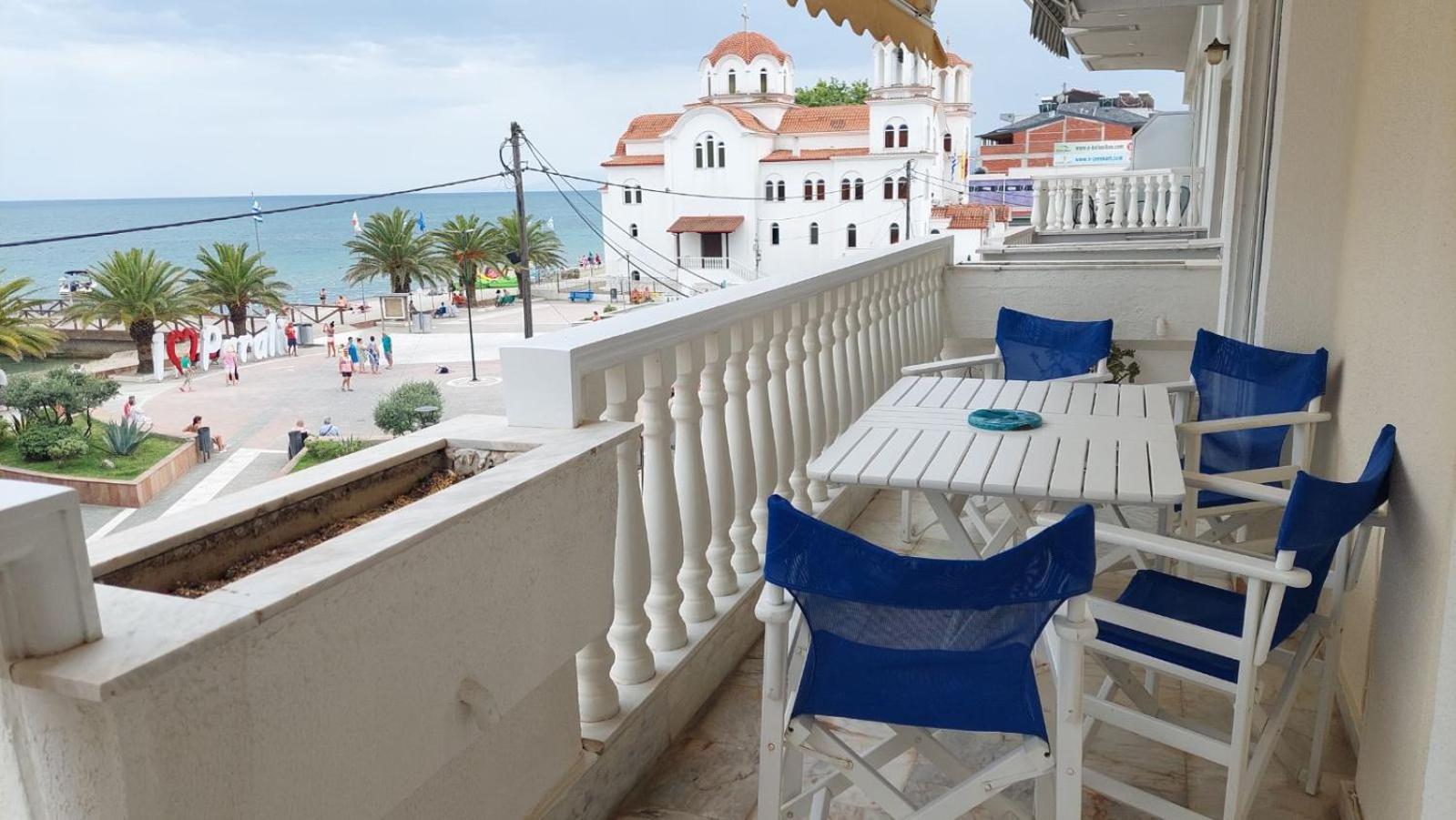 Catherine's Beachfront Apartment Paralia Katerinis